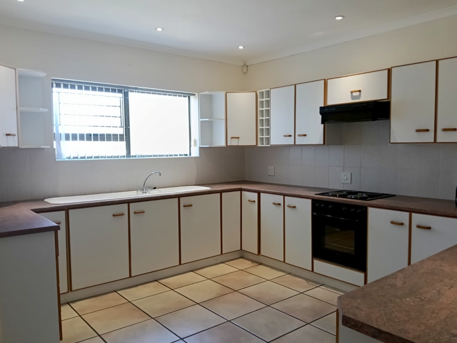 To Let 4 Bedroom Property for Rent in Vermont Western Cape